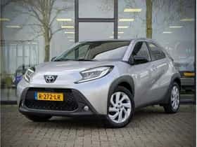 Toyota Aygo X (2022) thumbnail 2