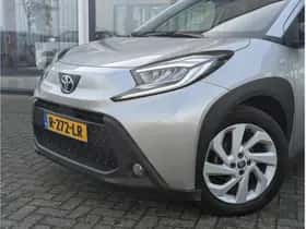 Toyota Aygo X (2022) thumbnail 10