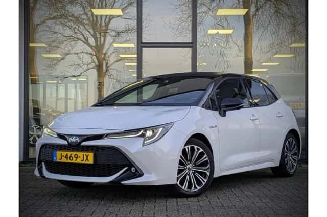 Toyota Corolla (2019) thumbnail 2