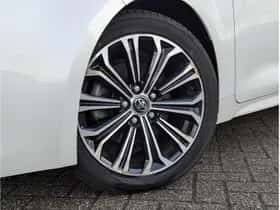 Toyota Corolla (2019) thumbnail 3