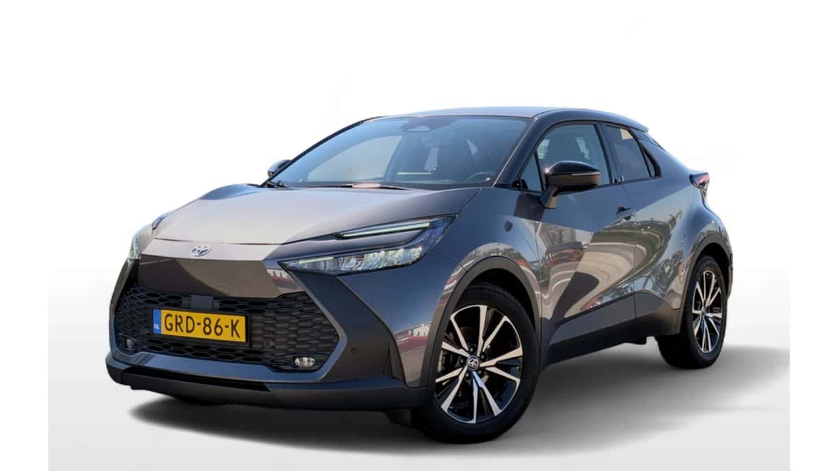 Toyota C-HR (2024) — foto 1