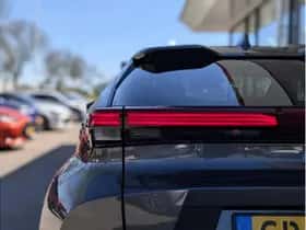 Toyota C-HR (2024) thumbnail 13