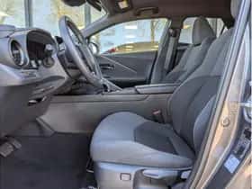 Toyota C-HR (2024) thumbnail 17