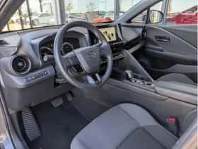 Toyota C-HR (2024) thumbnail 18