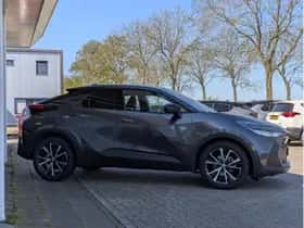 Toyota C-HR (2024) thumbnail 4