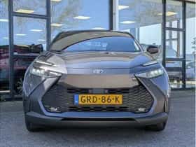 Toyota C-HR (2024) thumbnail 6