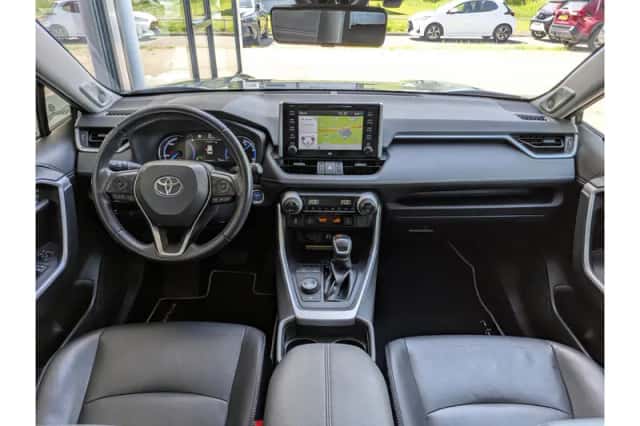 Toyota RAV4 (2019) thumbnail 3
