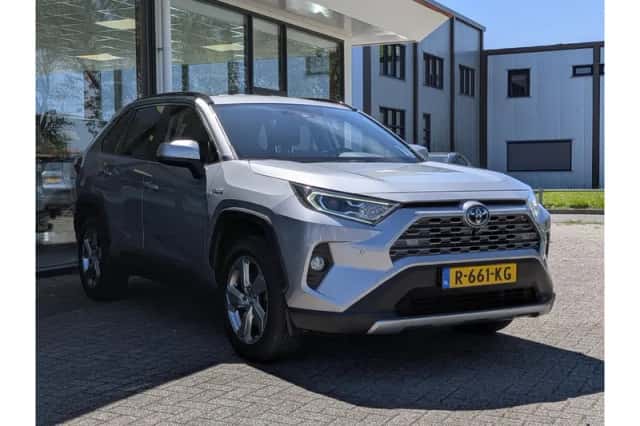 Toyota RAV4 (2019) thumbnail 5