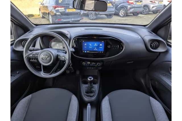 Toyota Aygo X (2024) thumbnail 3