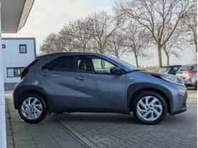 Toyota Aygo X (2024) thumbnail 4