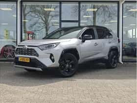 Toyota RAV4 (2020) thumbnail 2