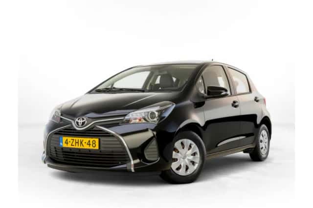 Toyota Yaris (2015) thumbnail 1