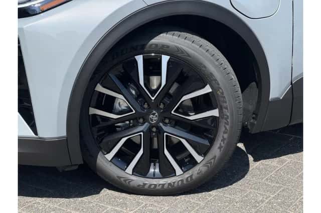 Toyota C-HR+ (2026) thumbnail 5