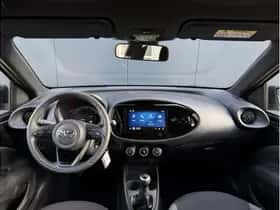 Toyota Aygo X (2025) thumbnail 2