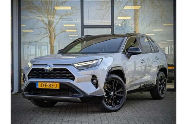 Toyota RAV4 (2024) thumbnail 1