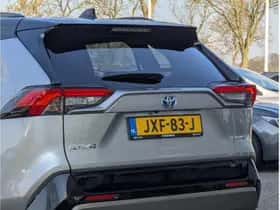 Toyota RAV4 (2024) thumbnail 13
