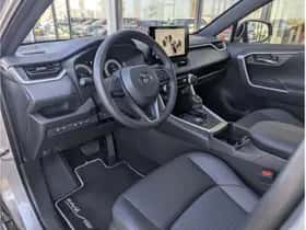 Toyota RAV4 (2024) thumbnail 23