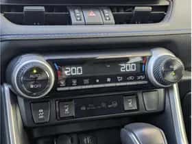 Toyota RAV4 (2024) thumbnail 36