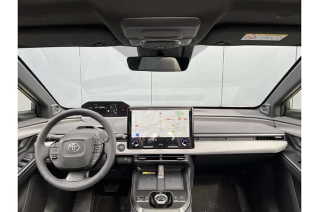 Toyota C-HR+ (2026) thumbnail 2