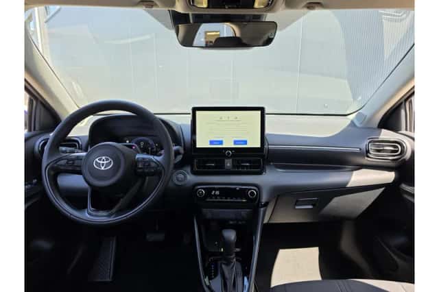 Toyota Yaris (2026) thumbnail 3