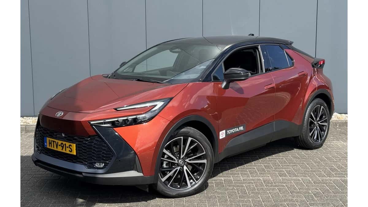 Toyota C-HR (2025) — foto 1