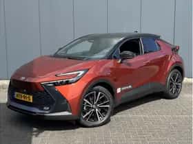 Toyota C-HR (2025)