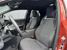 Toyota C-HR (2025) thumbnail 14