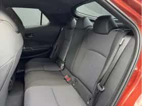 Toyota C-HR (2025) thumbnail 17