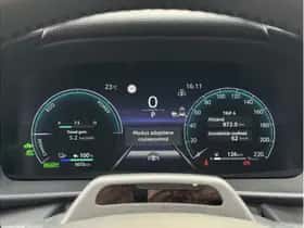 Toyota C-HR (2025) thumbnail 39