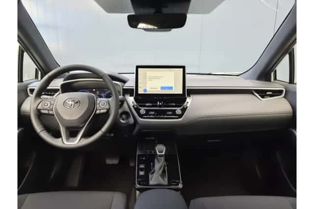 Toyota Corolla (2026) thumbnail 2