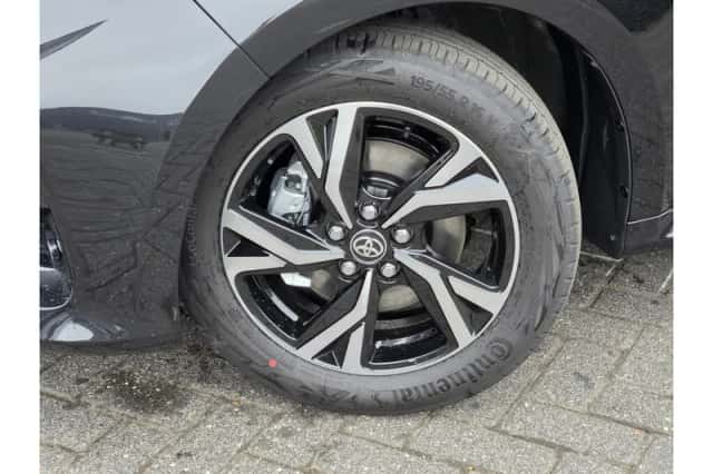 Toyota Yaris (2026) thumbnail 2