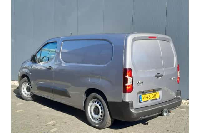 Toyota Proace (2025) thumbnail 2