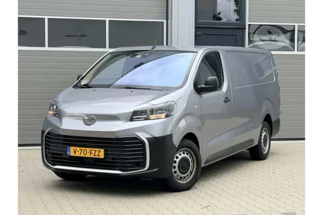 Toyota Proace (2024) thumbnail 1