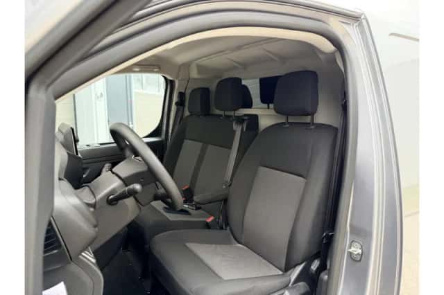Toyota Proace (2024) thumbnail 3