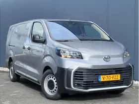 Toyota Proace (2024) thumbnail 4