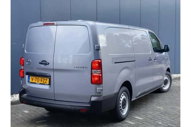 Toyota Proace (2024) thumbnail 5