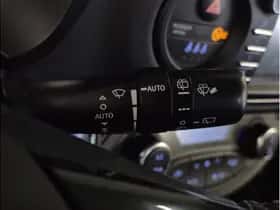 Toyota Yaris (2017) thumbnail 22