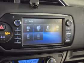Toyota Yaris (2017) thumbnail 25