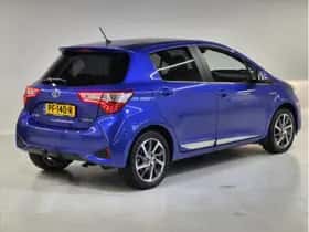 Toyota Yaris (2017) thumbnail 4