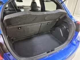 Toyota Yaris (2017) thumbnail 9