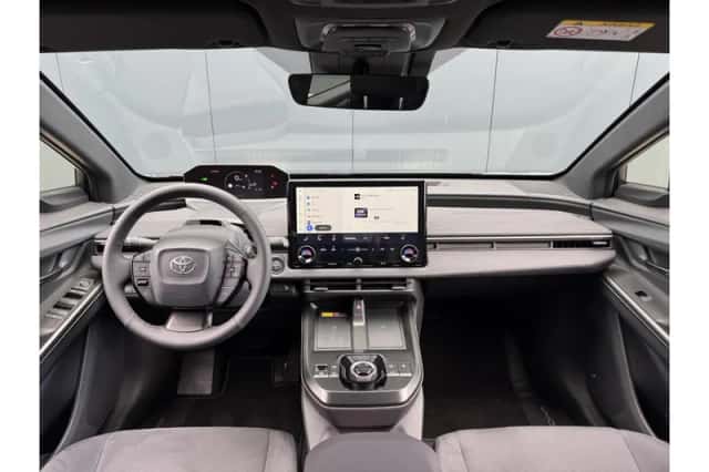 Toyota C-HR+ (2026) thumbnail 2