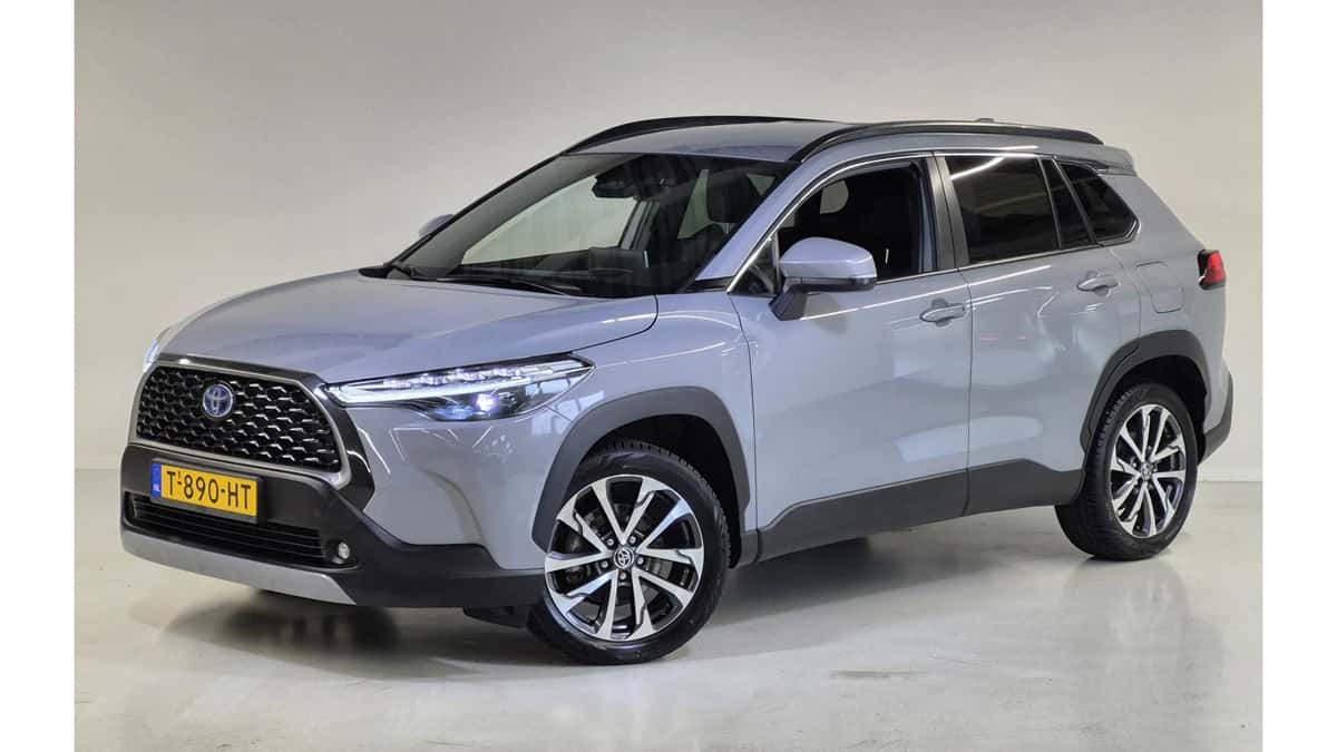 Toyota Corolla (2023) — foto 1