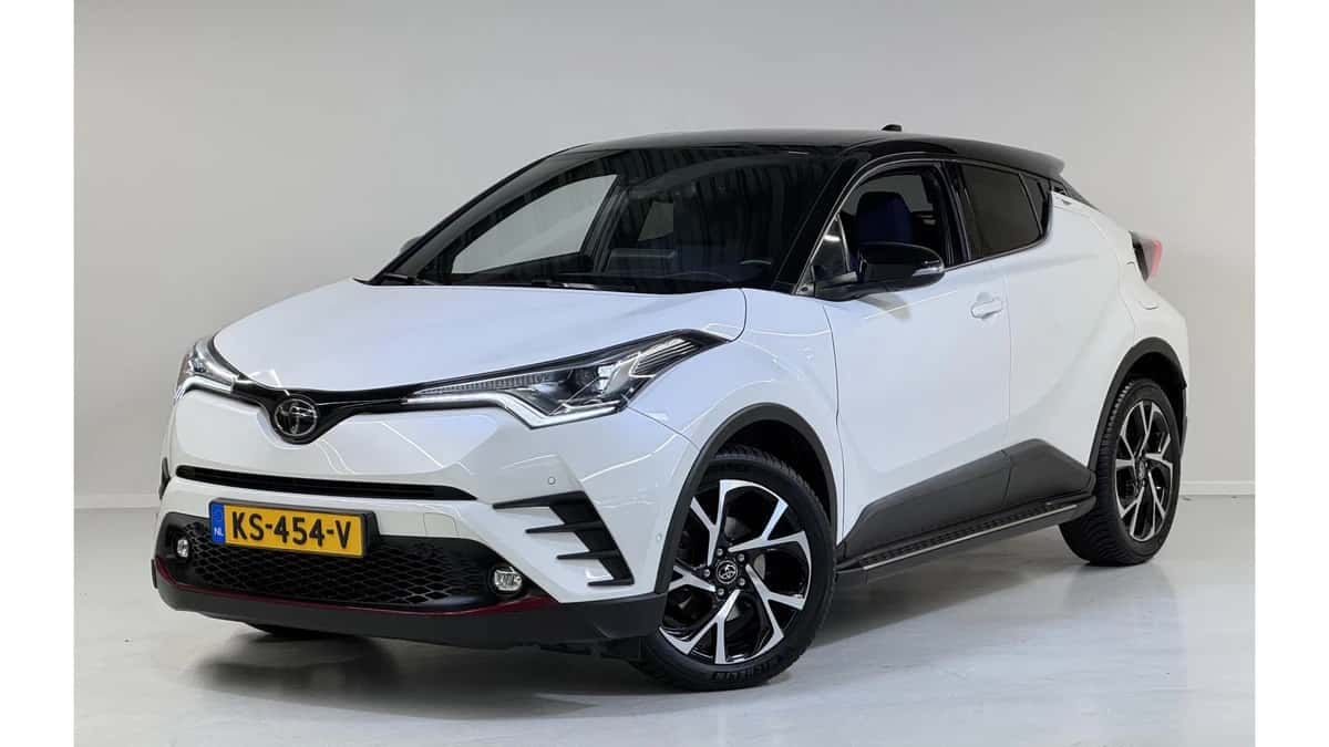 Toyota C-HR (2016) — foto 1