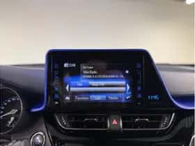 Toyota C-HR (2016) thumbnail 29