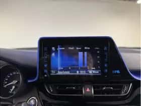 Toyota C-HR (2016) thumbnail 31