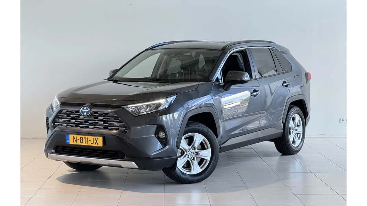 Toyota RAV4 (2021) — foto 1