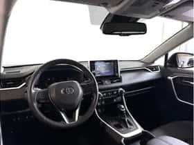 Toyota RAV4 (2021) thumbnail 12