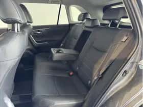 Toyota RAV4 (2021) thumbnail 16