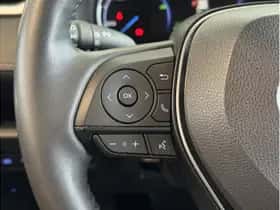 Toyota RAV4 (2021) thumbnail 23