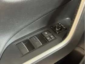 Toyota RAV4 (2021) thumbnail 28